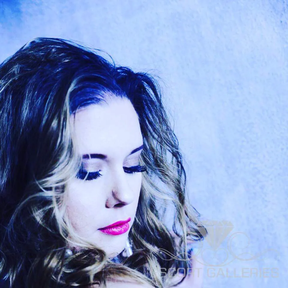 Escorts Munich, Germany Julia