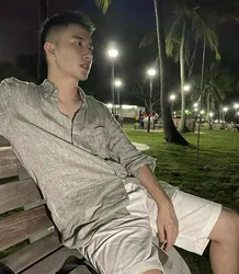 Escorts Boston, Massachusetts All American Asian boy