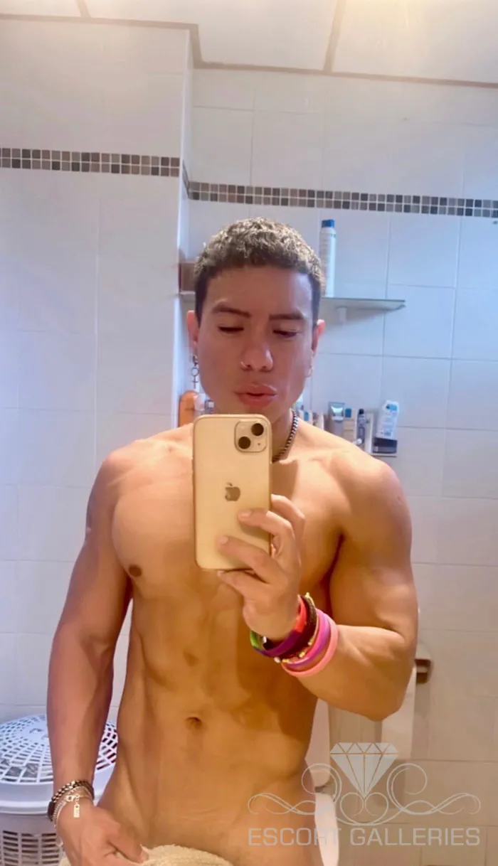 Escorts Berlin, Germany null