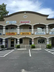 Fort Myers, Florida Bees Spa