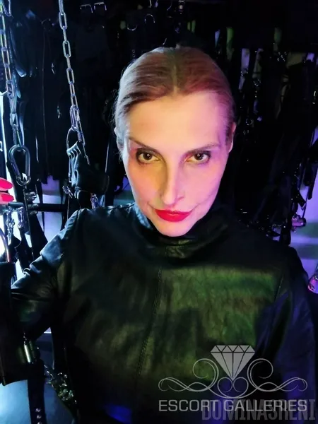 Escorts Milan, Italy null