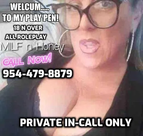 Escorts Fort Lauderdale, Florida MILF Mature  Tall PLUMP BUSTY