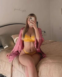 Escorts Tampa, Florida Hello guys I’m Amalia