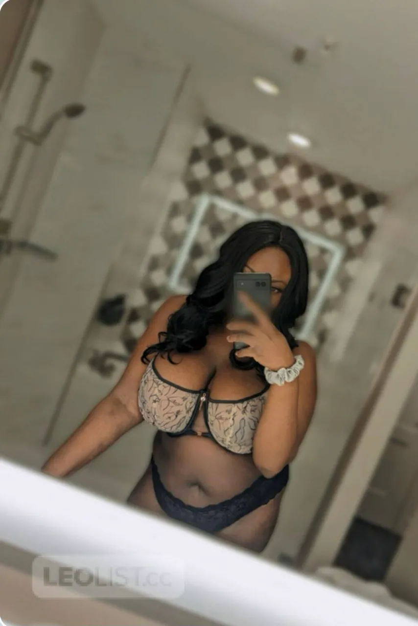 Escorts Longueuil, Quebec I am available curvy