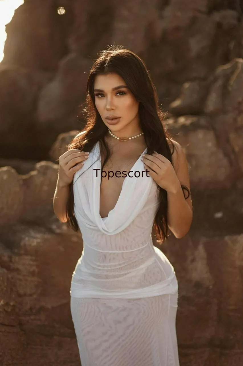 Escorts Hong Kong, Hong Kong Dolce