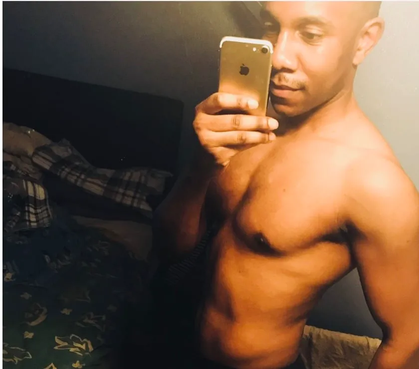 Escorts Hung Black Bi BJ Fun