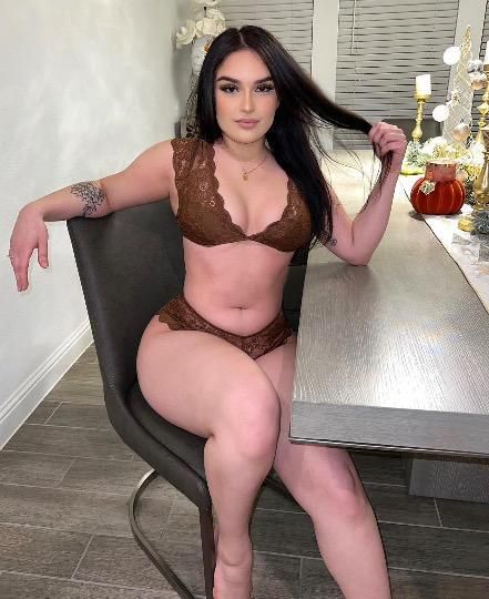 Model Hooker San Mateo