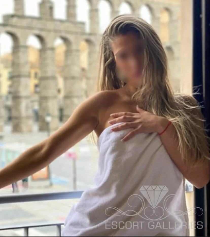 Escorts Basel, Switzerland Valery