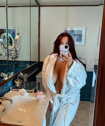 Escorts Las Vegas, Nevada H O O K U P 🍆💦🍑 AVAILABLE FOR BOTH INCALL / OUTCALL