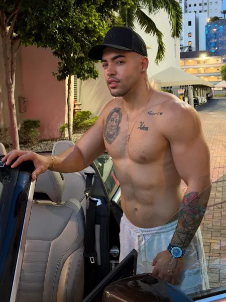 Escorts Miami, Florida SmithlopeXL