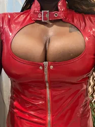Escorts Saginaw, Michigan Paradisee