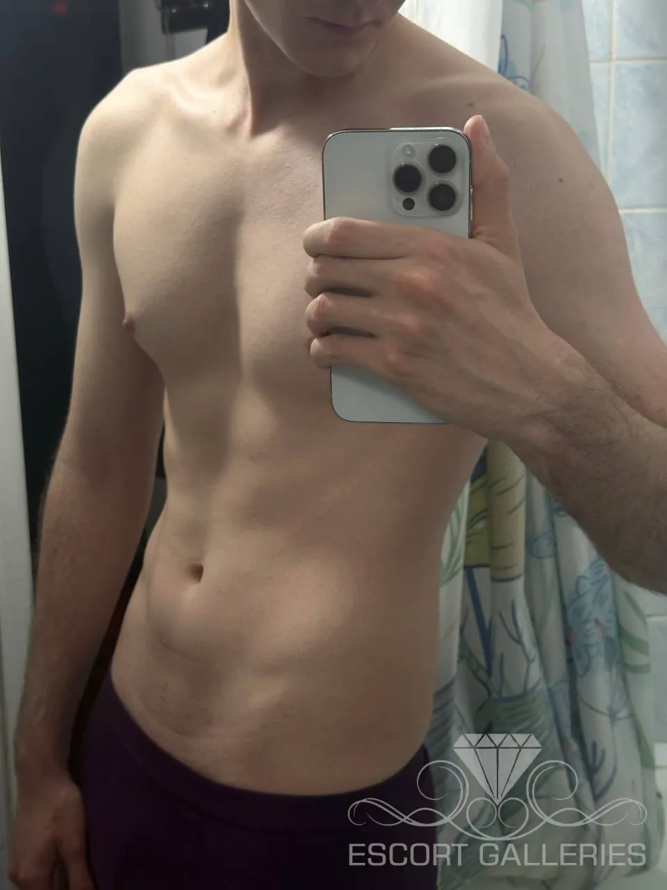 Escorts Kyiv, Ukraine OLEG