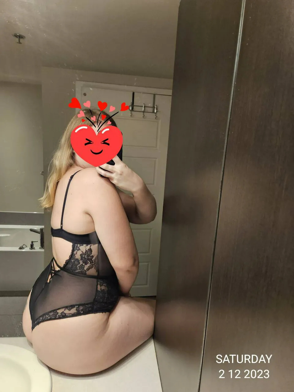 Escorts Laval, Quebec *outcall* fat ass & baby face xoxo