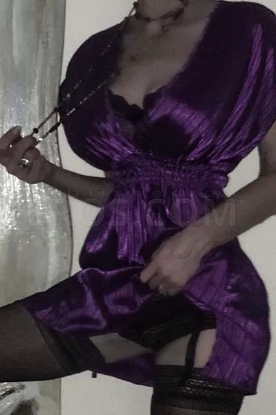 Escorts Clarksville, Tennessee Elle