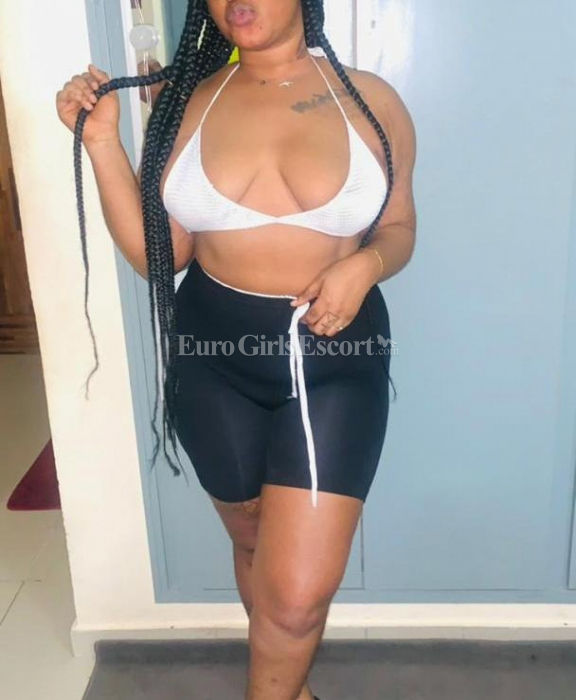 Escorts Abidjan, Cote d'Ivoire Andrea