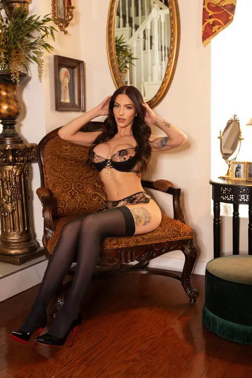Escorts Edison, New Jersey Elitekalikay