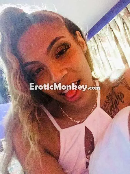 Escorts Bakersfield, California Carmen