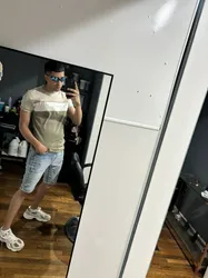 Escorts Chicago, Illinois Sebastian_latinn