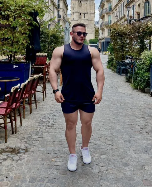 Escorts Paris, France Masseur_Muscle
