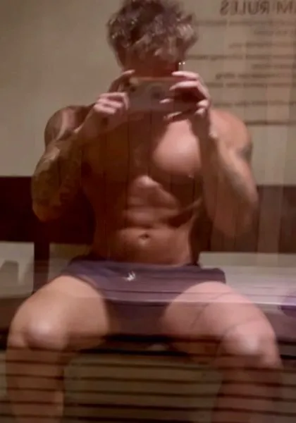 Escorts New York City, New York AdoniCebrian