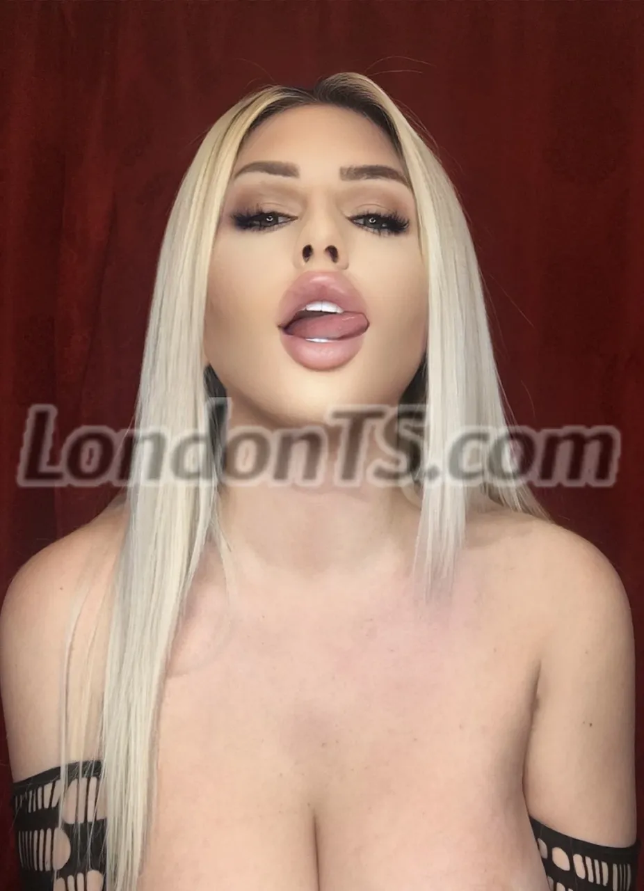 Escorts London, England Ale Doll FIRST TIME IN LONDON