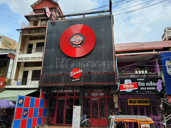 Beer Bar / Go-Go Bar Phnom Penh, Cambodia Secrets
