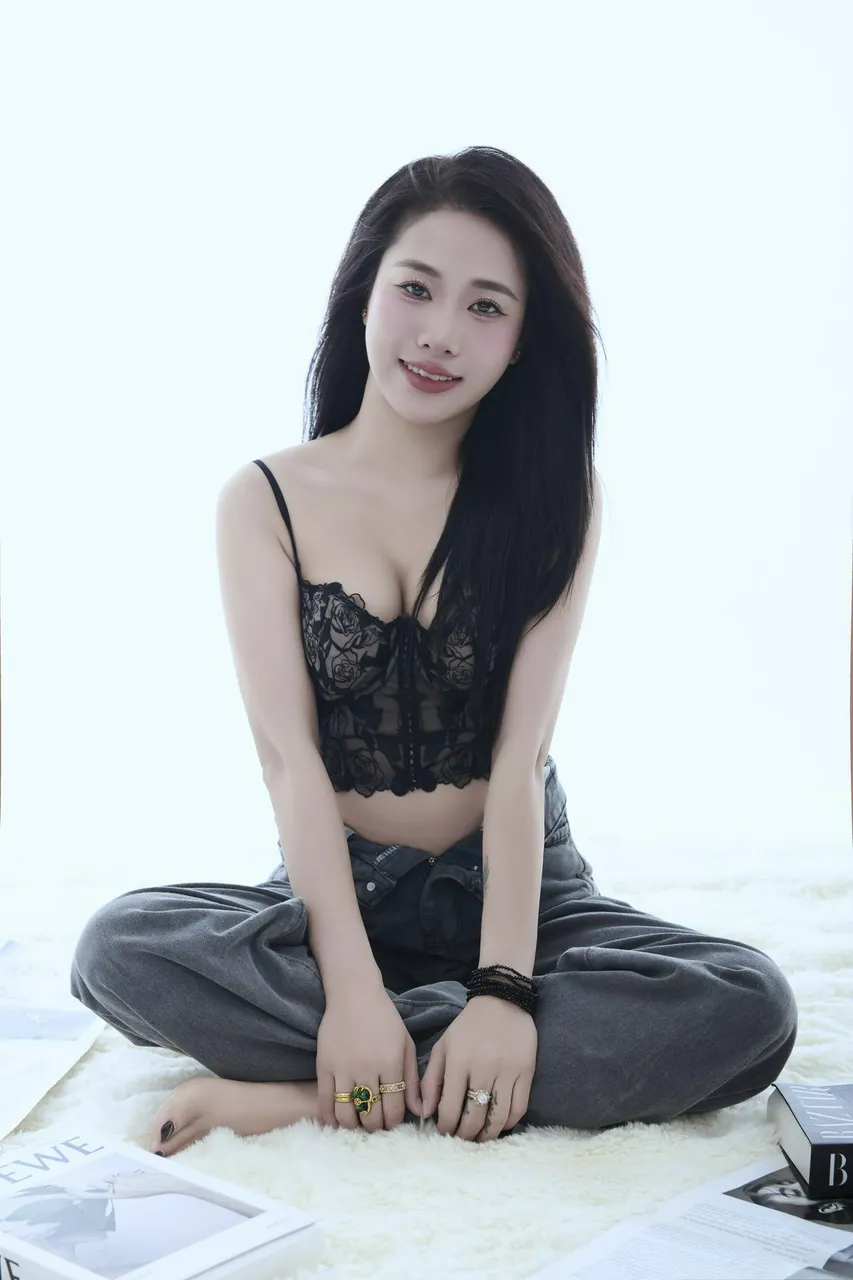 Escorts Abu Dhabi, United Arab Emirates Mimi Real Lady Best Service