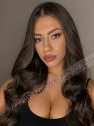 Escorts Madrid, Spain VALENTINA MCKENZIE
