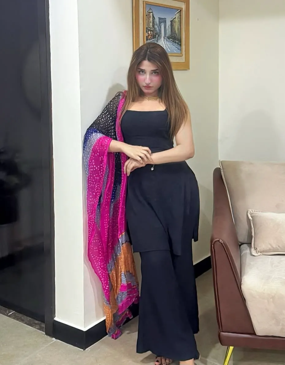 Escorts United Arab Emirates Riya