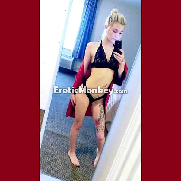 Escorts Houston, Texas Riley R