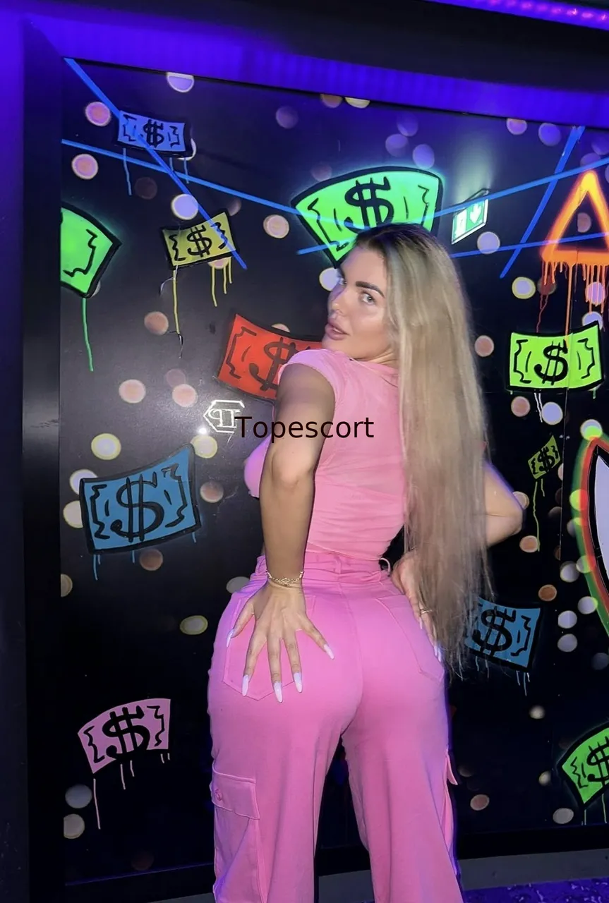 Escorts Bangkok, Thailand Viola