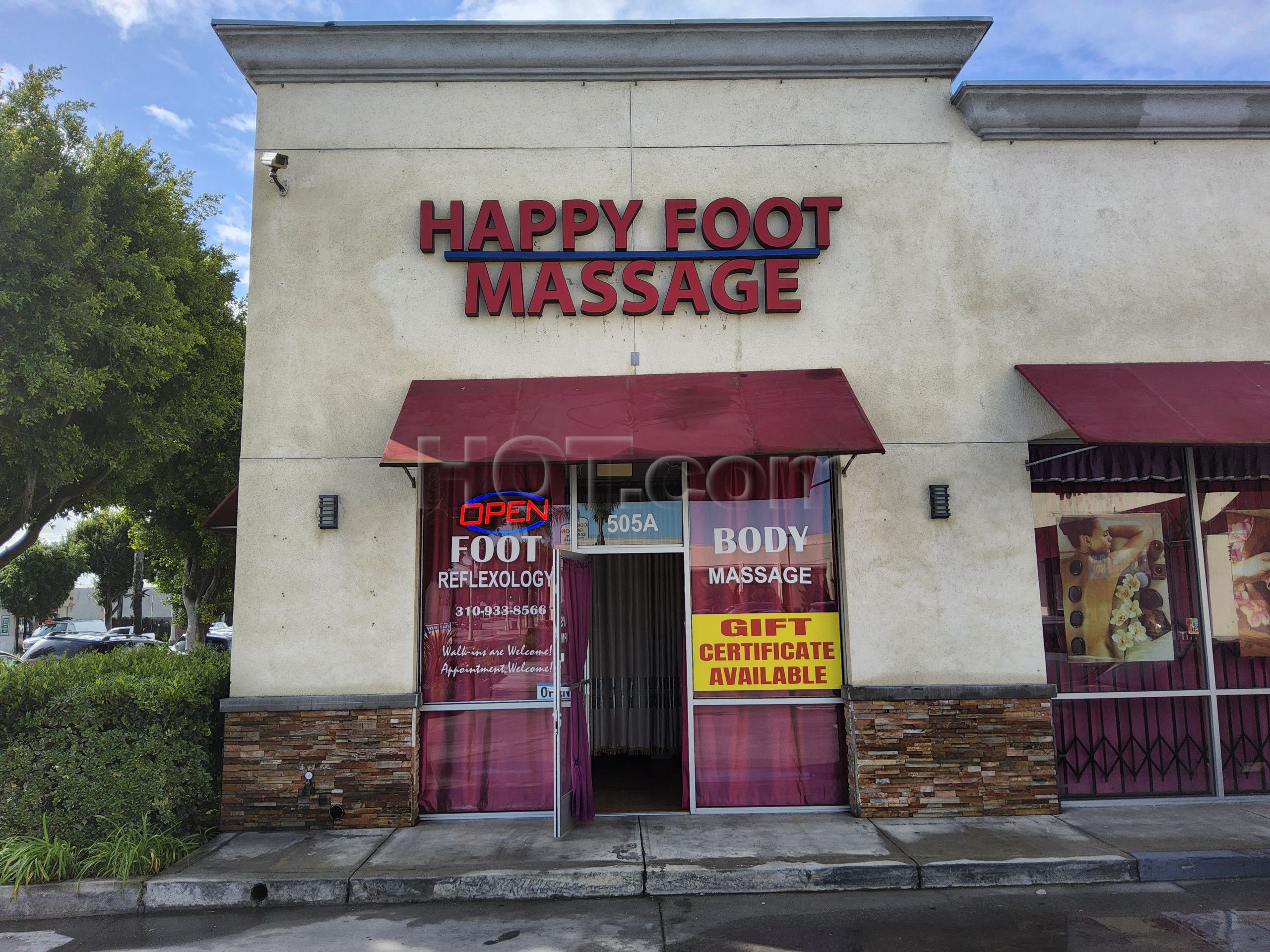 Compton, California Happy Foot Massage