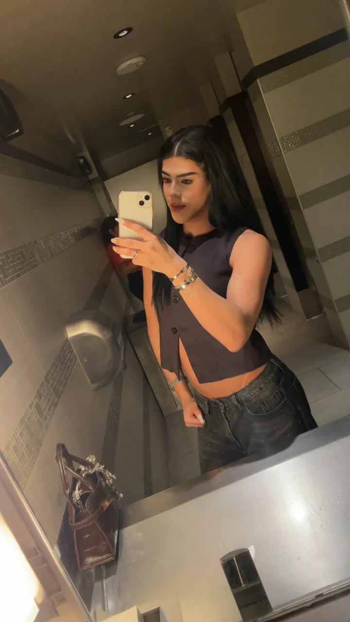 Escorts Los Angeles, California Hailey_aristii