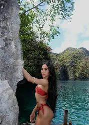 Escorts Makati City, Philippines Isay