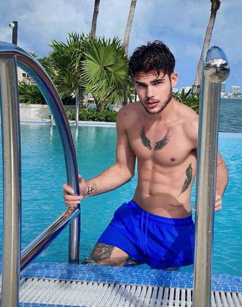 Escorts Fort Myers, Florida Jesus_Cubano