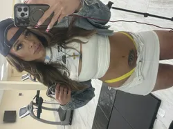 Escorts Long Island City, New York Be a good boy for me