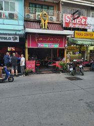 Beer Bar Pattaya, Thailand Fantasy Bar