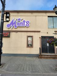 Strip Clubs Niagara Falls, Ontario Mints