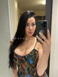 Escorts Paris, France Alice Ferrari