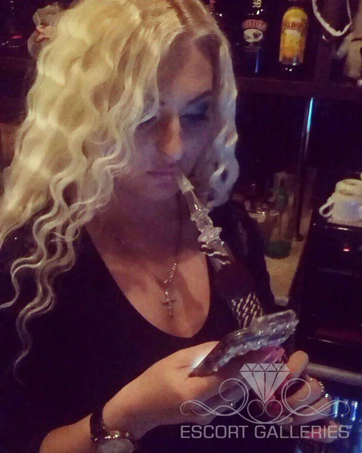 Escorts Paris, France null