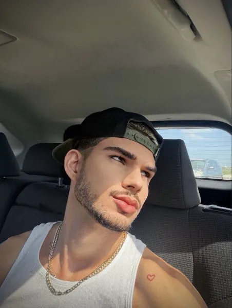 Escorts Fort Myers, Florida Jesus_Cubano