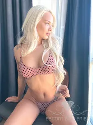 Escorts Milan, Italy null