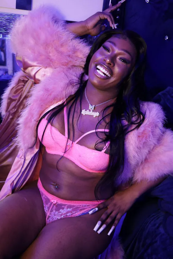 Escorts Phoenix, Arizona Mizhani