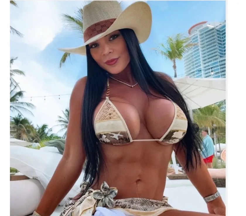 Escorts Stoke-on-Trent, England 🔥🔥MILF TRANSEXUAL WOMAN ISABELA👅🔥🔥