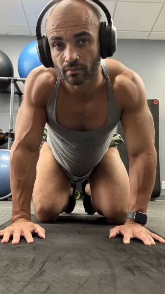 Escorts Chicago, Illinois Kent_Xxx