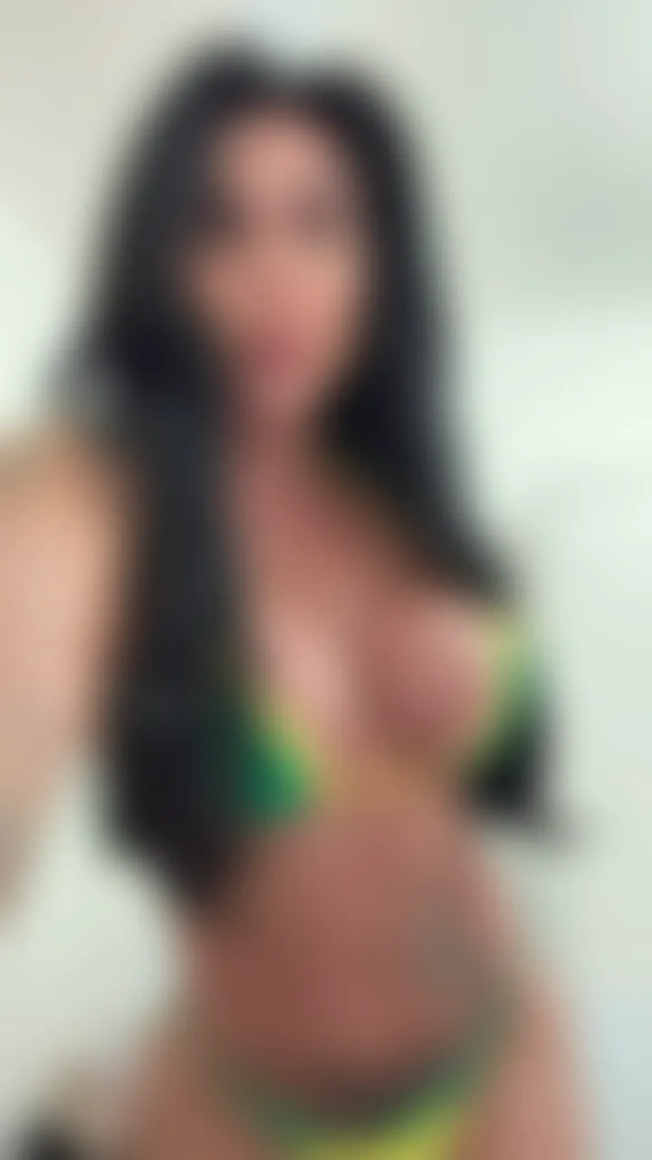 Escorts Glasgow, Scotland Isabella BRASIL TS Glasgow