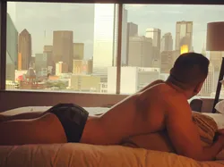 Escorts Hallandale Beach, Florida HANDSOME_BABY