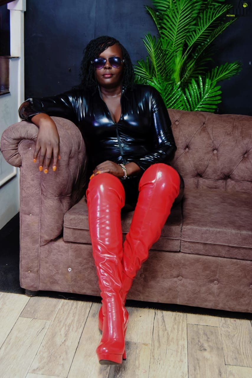 Escorts Nairobi, Kenya Mistress Nina