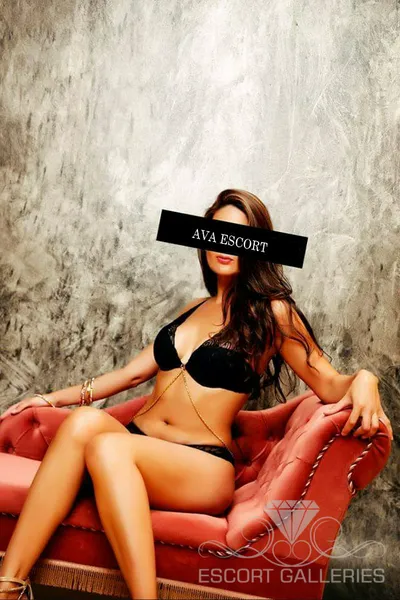 Escorts Dusseldorf, Germany Denise