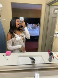 Escorts Nashville, Tennessee Outcalls💦 👄 Lets Cum Together 💦. FUNsize Chocolate Babeee🍫😍